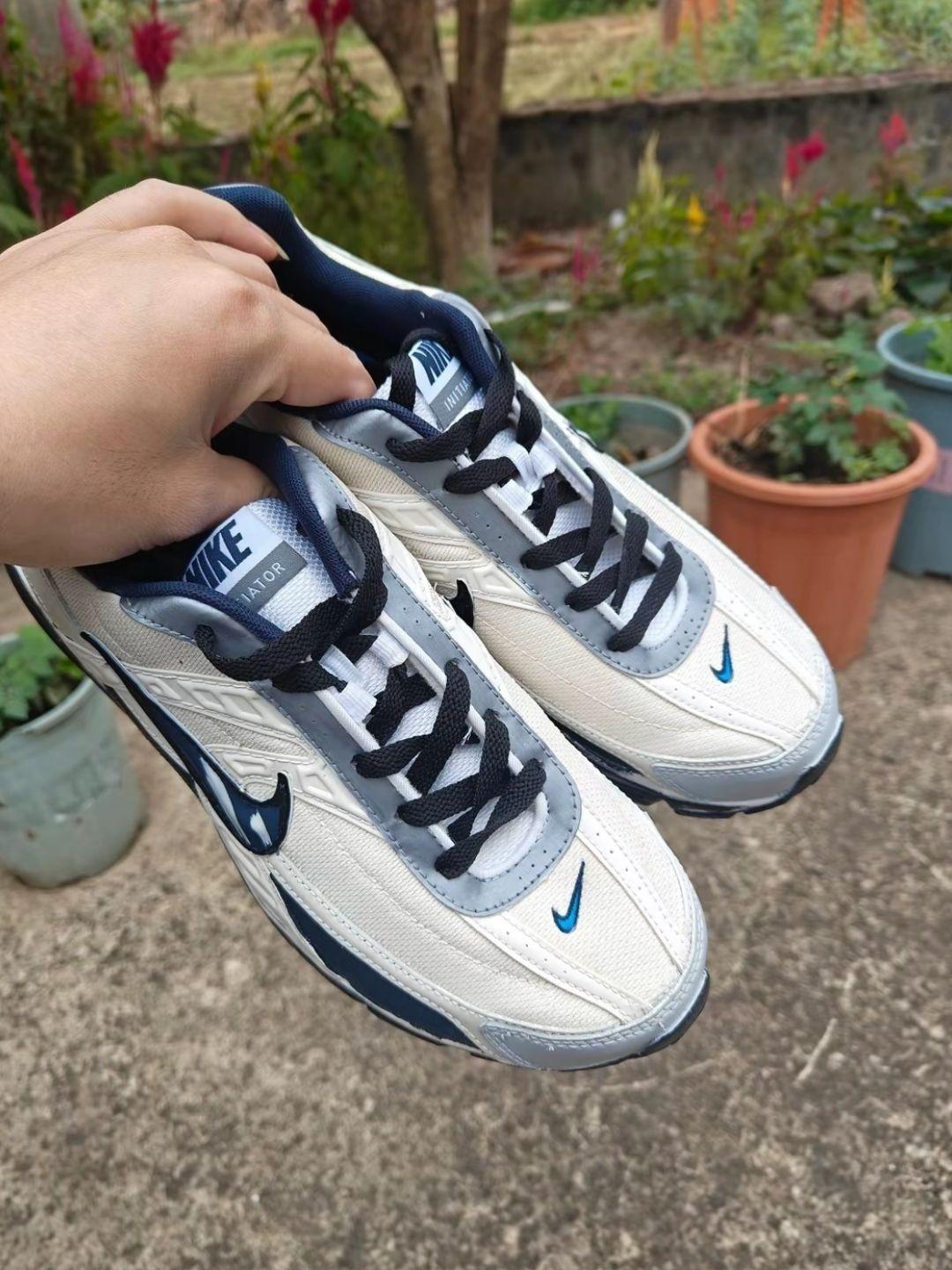 这双Nike老爹鞋真的稳!黑白灰拼接,厚底自带长腿特效~